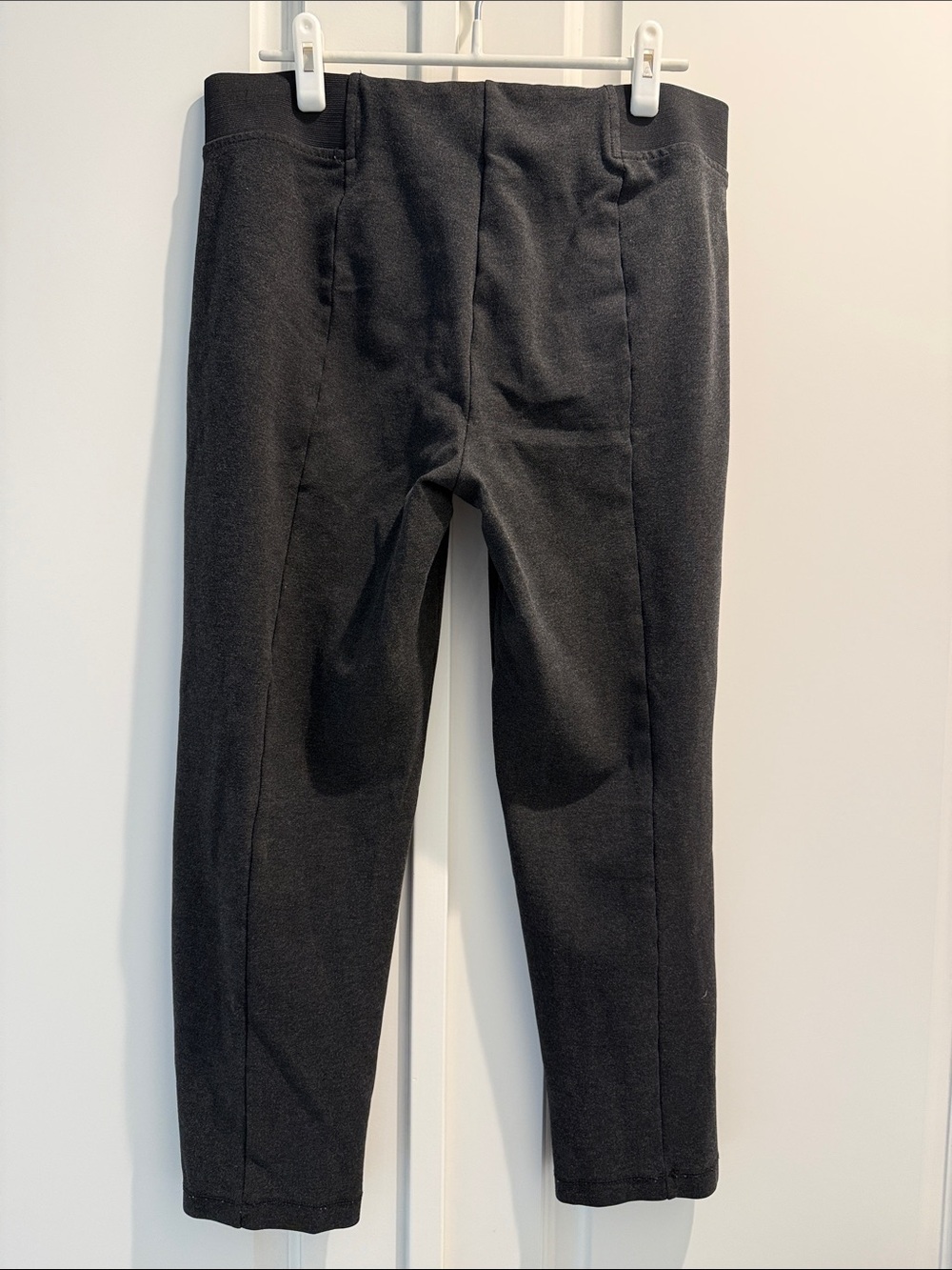 Terra & Sky Women’s Dark Grey Cropped Ponte Pants